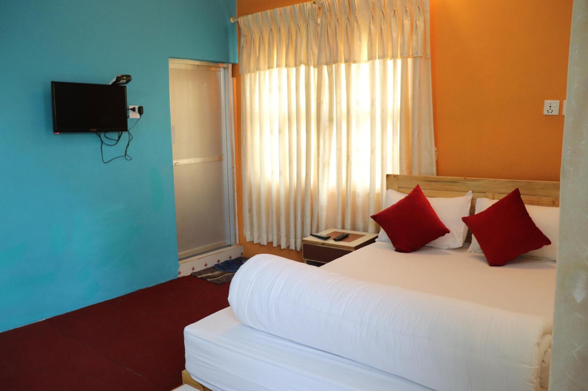 Hotel Young'S Stupa Ranipauwa Extérieur photo