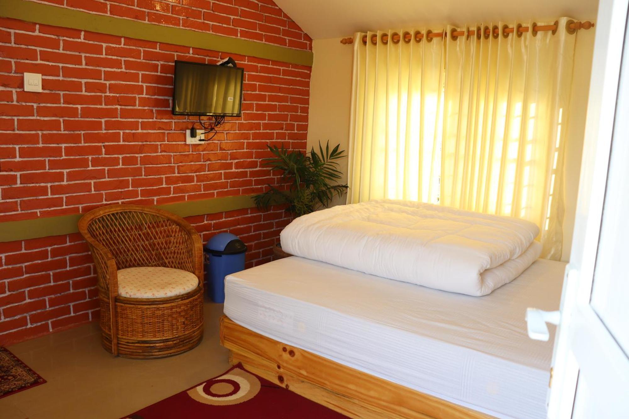 Hotel Young'S Stupa Ranipauwa Extérieur photo